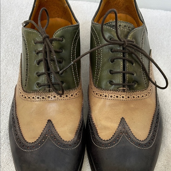 Elegant Leather Oxford Shoes - Olive, Beige, and Dark Brown main image 4